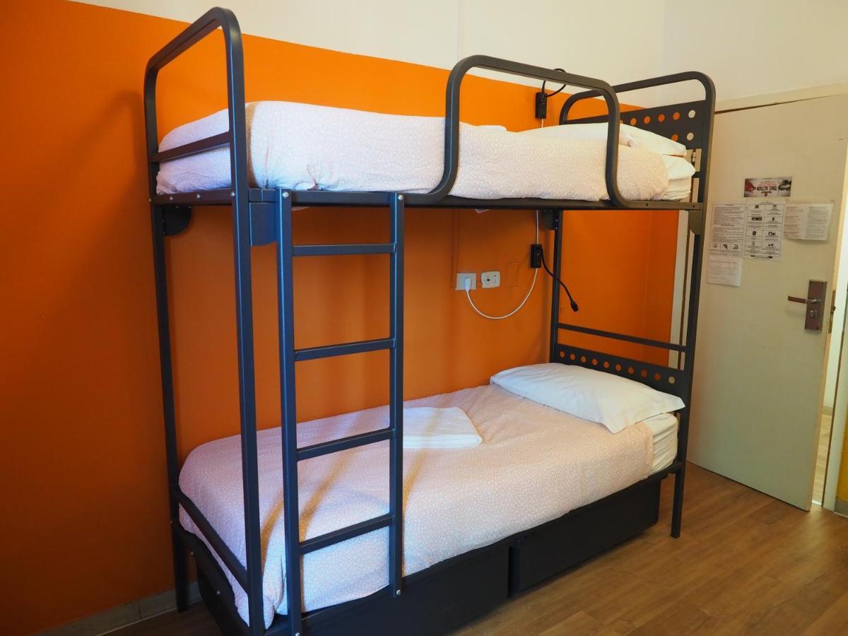 Sunflower Beach Backpacker Hostel & Bar Rimini Eksteriør bilde