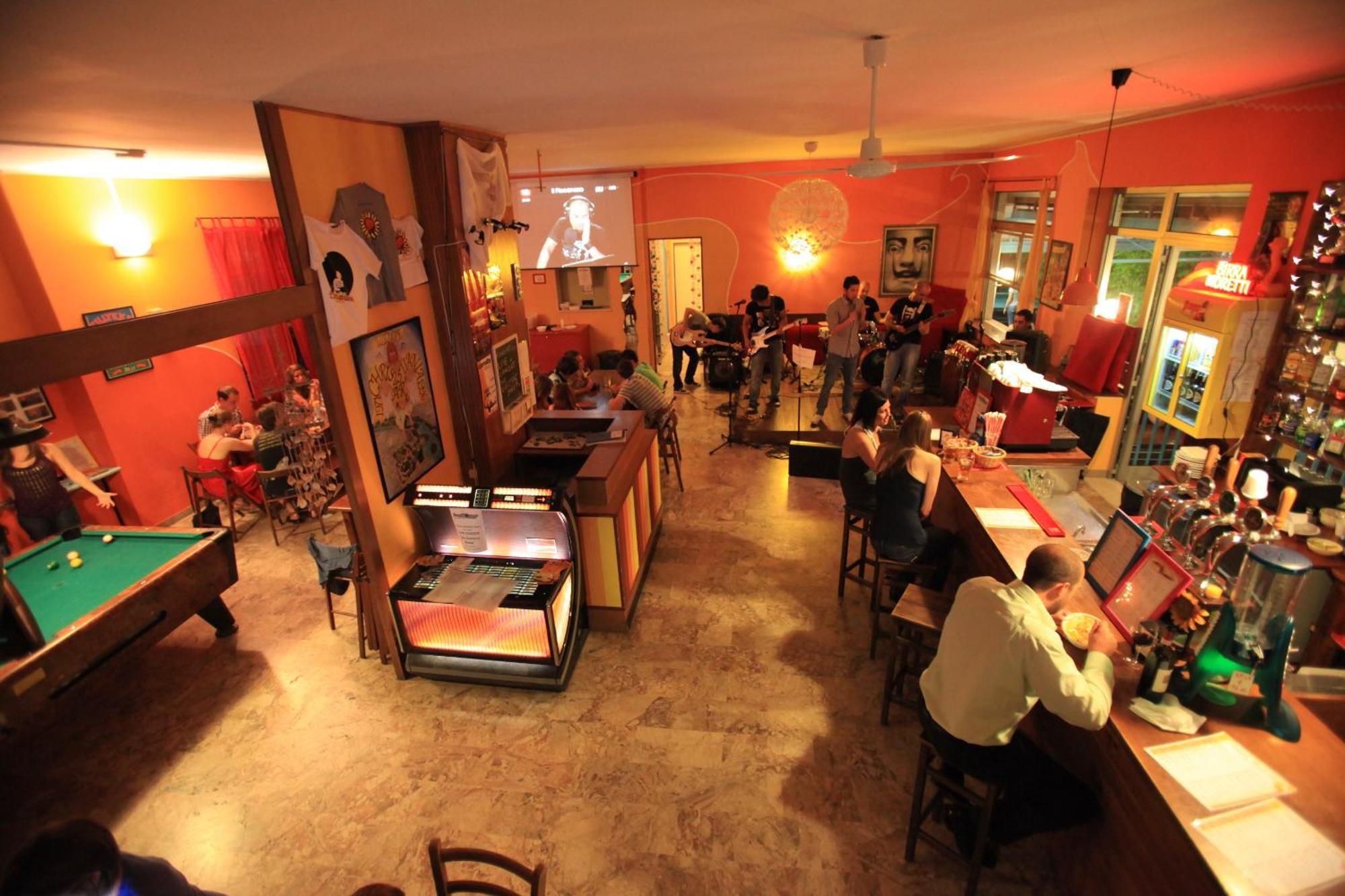 Sunflower Beach Backpacker Hostel & Bar Rimini Eksteriør bilde
