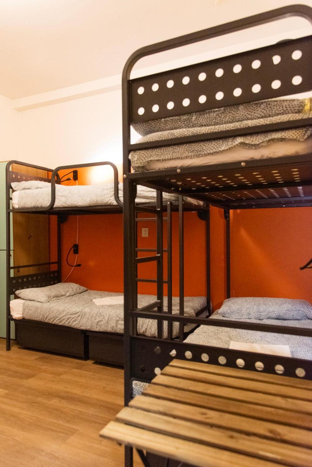 Sunflower Beach Backpacker Hostel & Bar Rimini Eksteriør bilde
