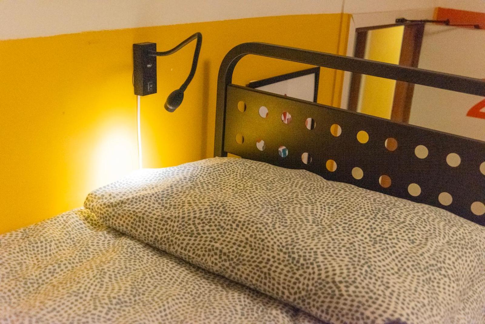 Sunflower Beach Backpacker Hostel & Bar Rimini Eksteriør bilde